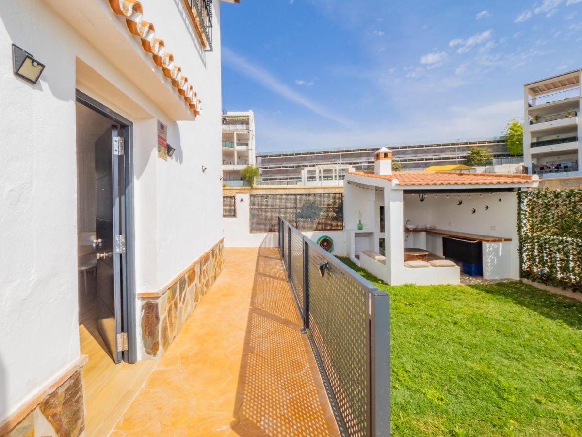 Cubo'S Hostal William'S Sunny 5 With Breakfast Torre de Benagalbon Extérieur photo