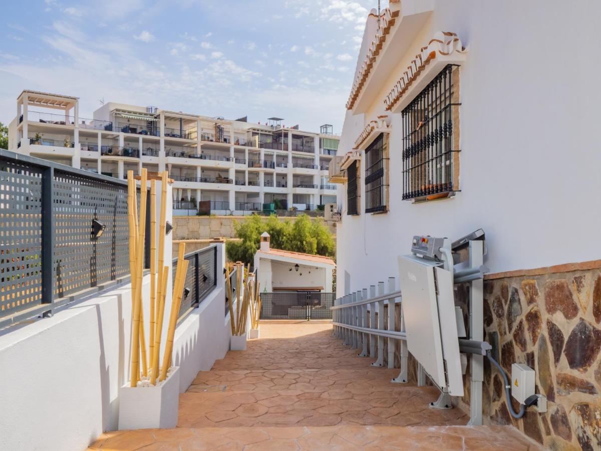 Cubo'S Hostal William'S Sunny 5 With Breakfast Torre de Benagalbon Extérieur photo